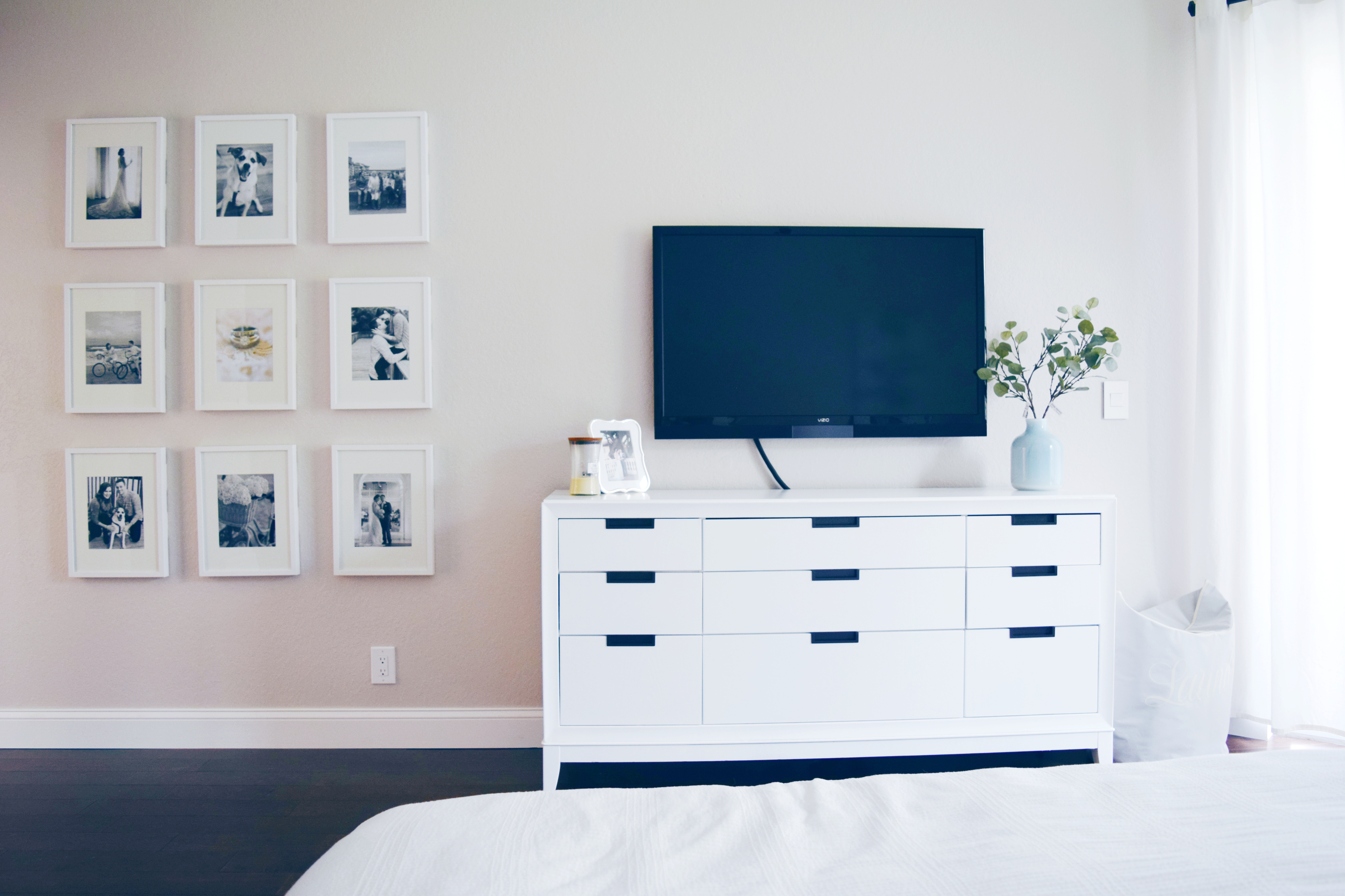 The only tip you need to hang your gallery wall Simply Sianne